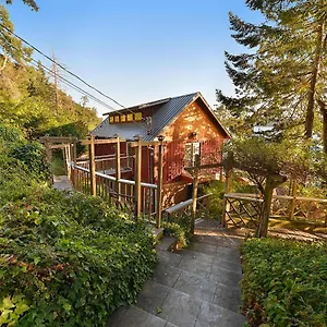 Salishan Chief Canada